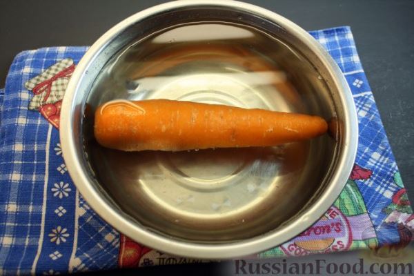 Морковный хумус с соком лайма и зирой